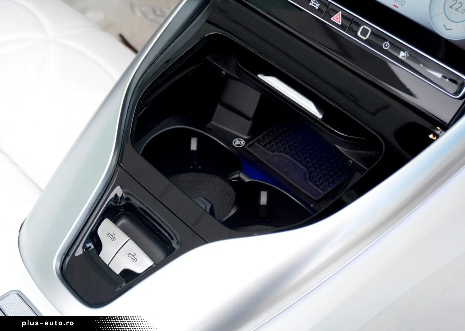 MERCEDES-BENZ SL 680 MAYBACH MONOGRAM SERIES WHITE AMBIENCE