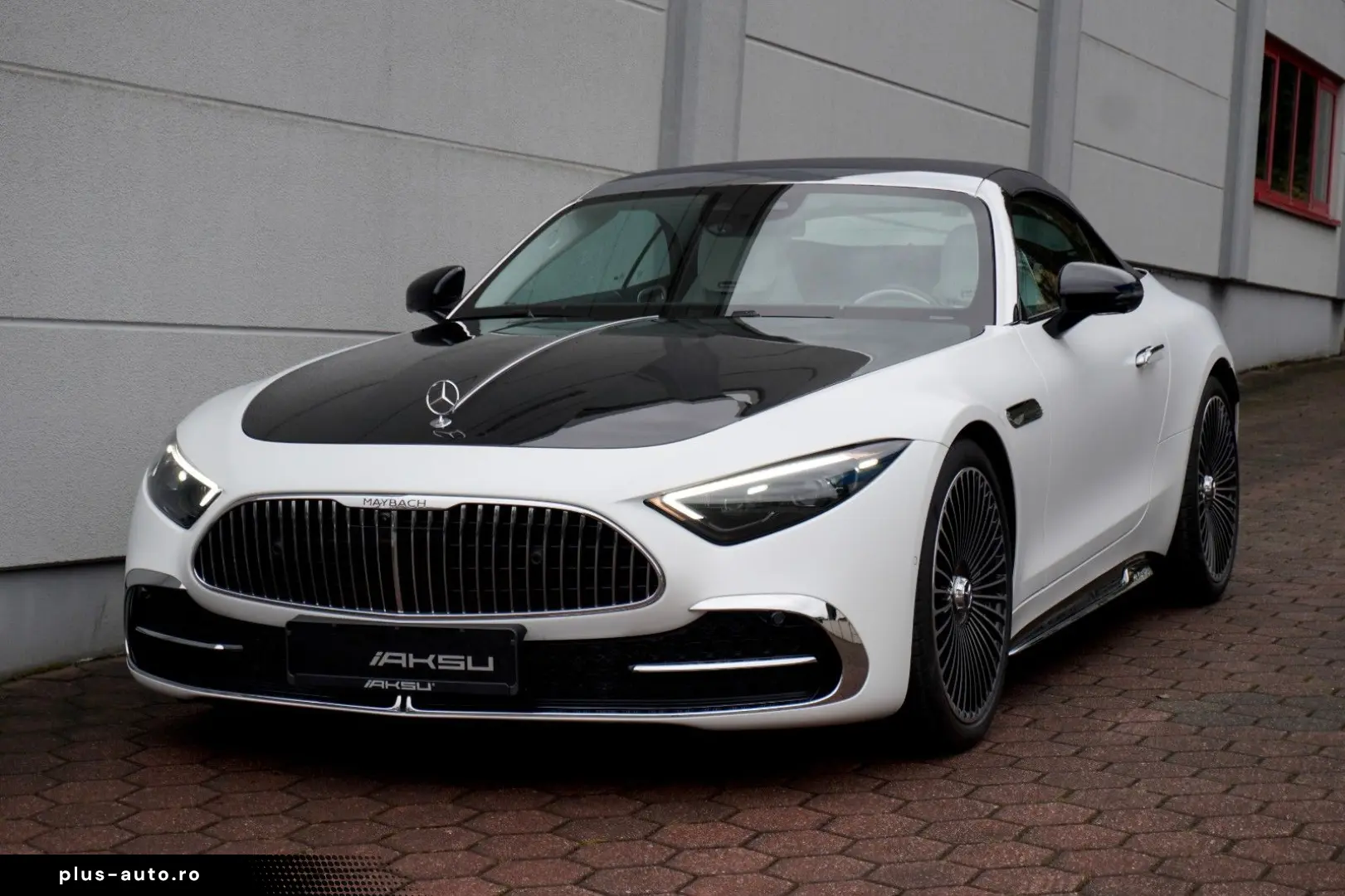 MERCEDES-BENZ SL 680 MAYBACH MONOGRAM SERIES WHITE AMBIENCE