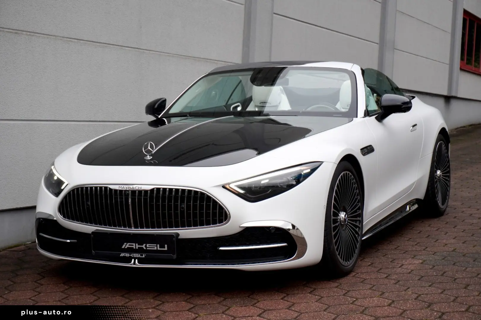 MERCEDES-BENZ SL 680 MAYBACH MONOGRAM SERIES WHITE AMBIENCE