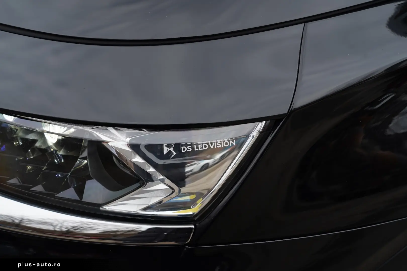 Citroën DS7 4x4 300 OPERA