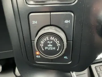 FORD F-150 RAPTOR LAUNCH EDITION SUPERCREW LEDER PANO