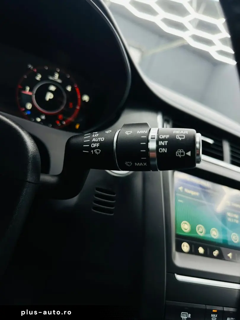 JAGUAR E-PACE 2019 2.0D E6 4X4 Garantie 12 Luni Rate Avans 0