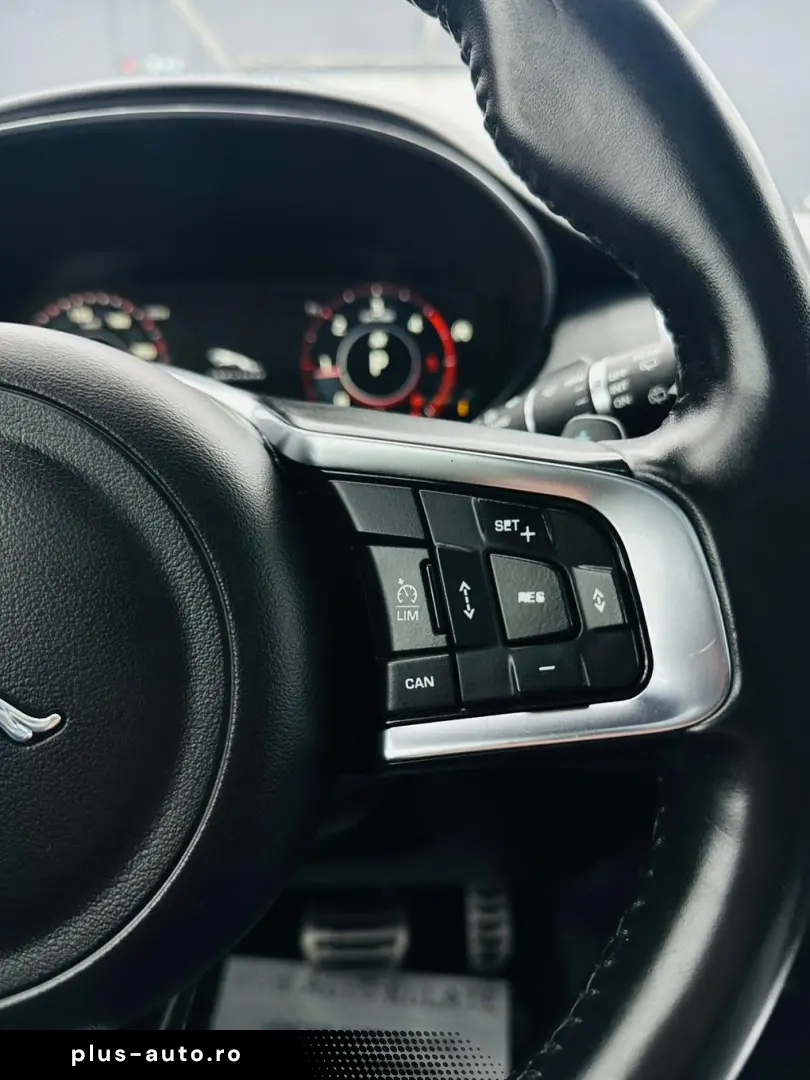 JAGUAR E-PACE 2019 2.0D E6 4X4 Garantie 12 Luni Rate Avans 0