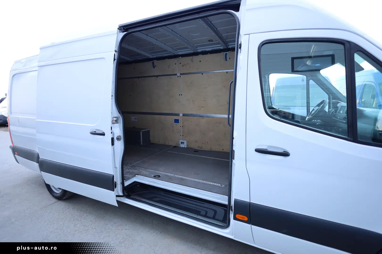 Mercedes-Benz Sprinter L3H2 2.2D 163CP