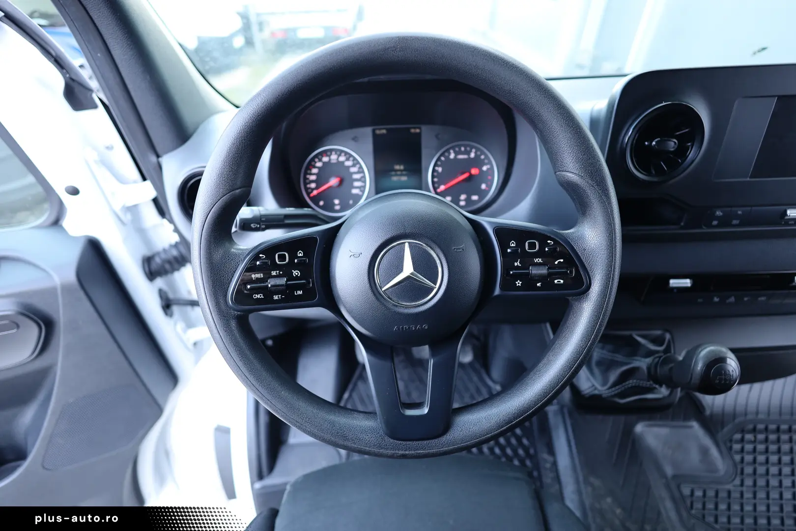 Mercedes-Benz Sprinter L3H2 2.2D 163CP