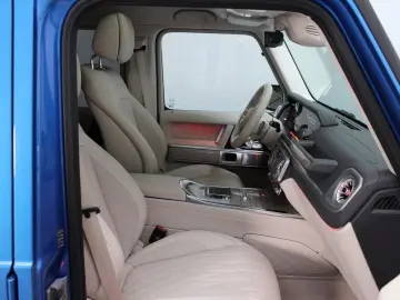 MERCEDES-BENZ G 450 d AMG Line Keyless Burmester