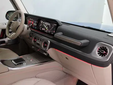 MERCEDES-BENZ G 450 d AMG Line Keyless Burmester