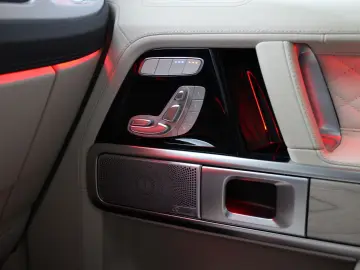 MERCEDES-BENZ G 450 d AMG Line Keyless Burmester