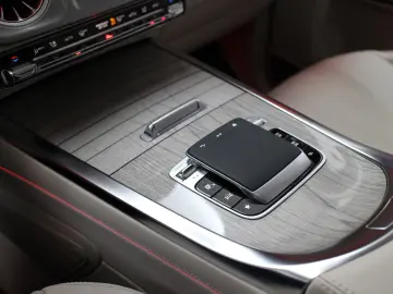 MERCEDES-BENZ G 450 d AMG Line Keyless Burmester