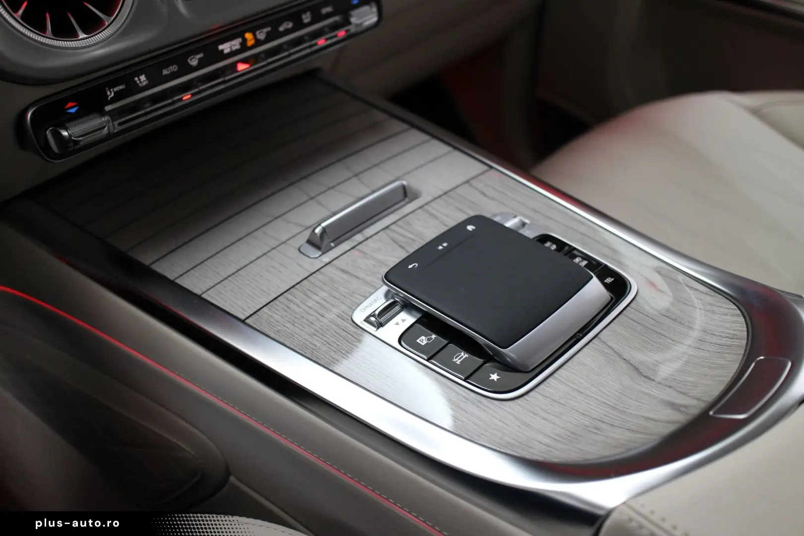 MERCEDES-BENZ G 450 d AMG Line Keyless Burmester