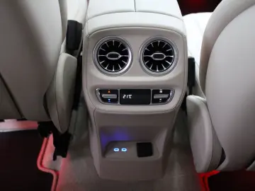 MERCEDES-BENZ G 450 d AMG Line Keyless Burmester