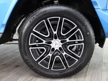 MERCEDES-BENZ G 450 d AMG Line Keyless Burmester