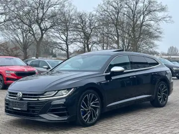 Volkswagen Arteon SB R 4M  Pano Matrix 360 AHK