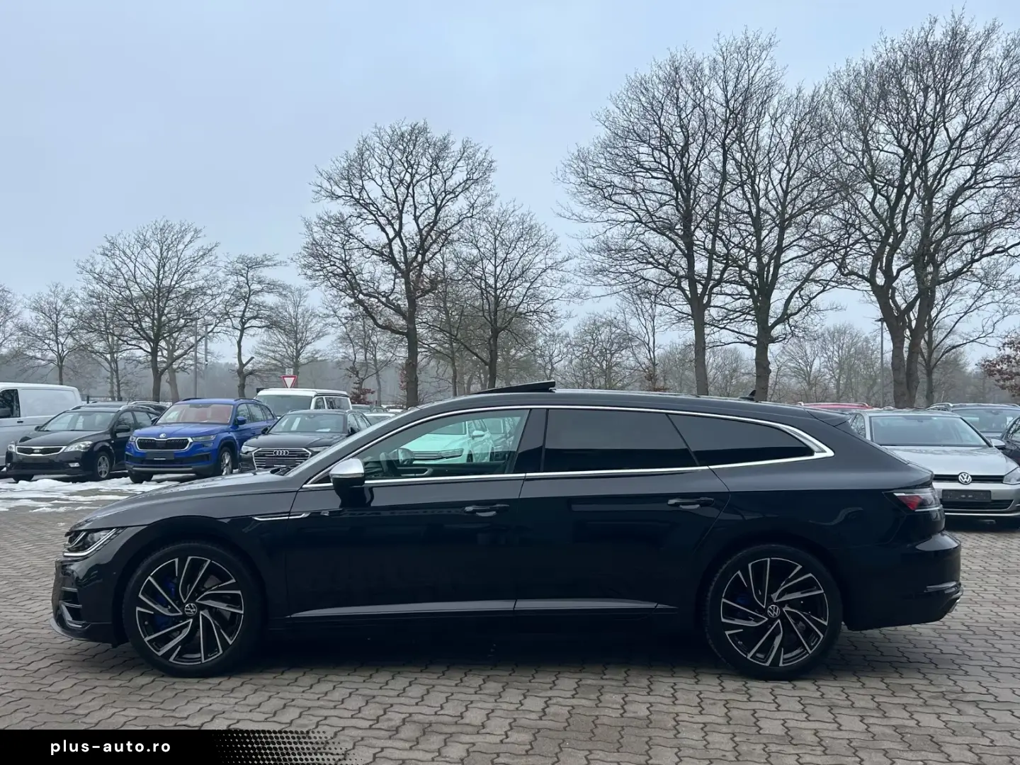 Volkswagen Arteon SB R 4M  Pano Matrix 360 AHK