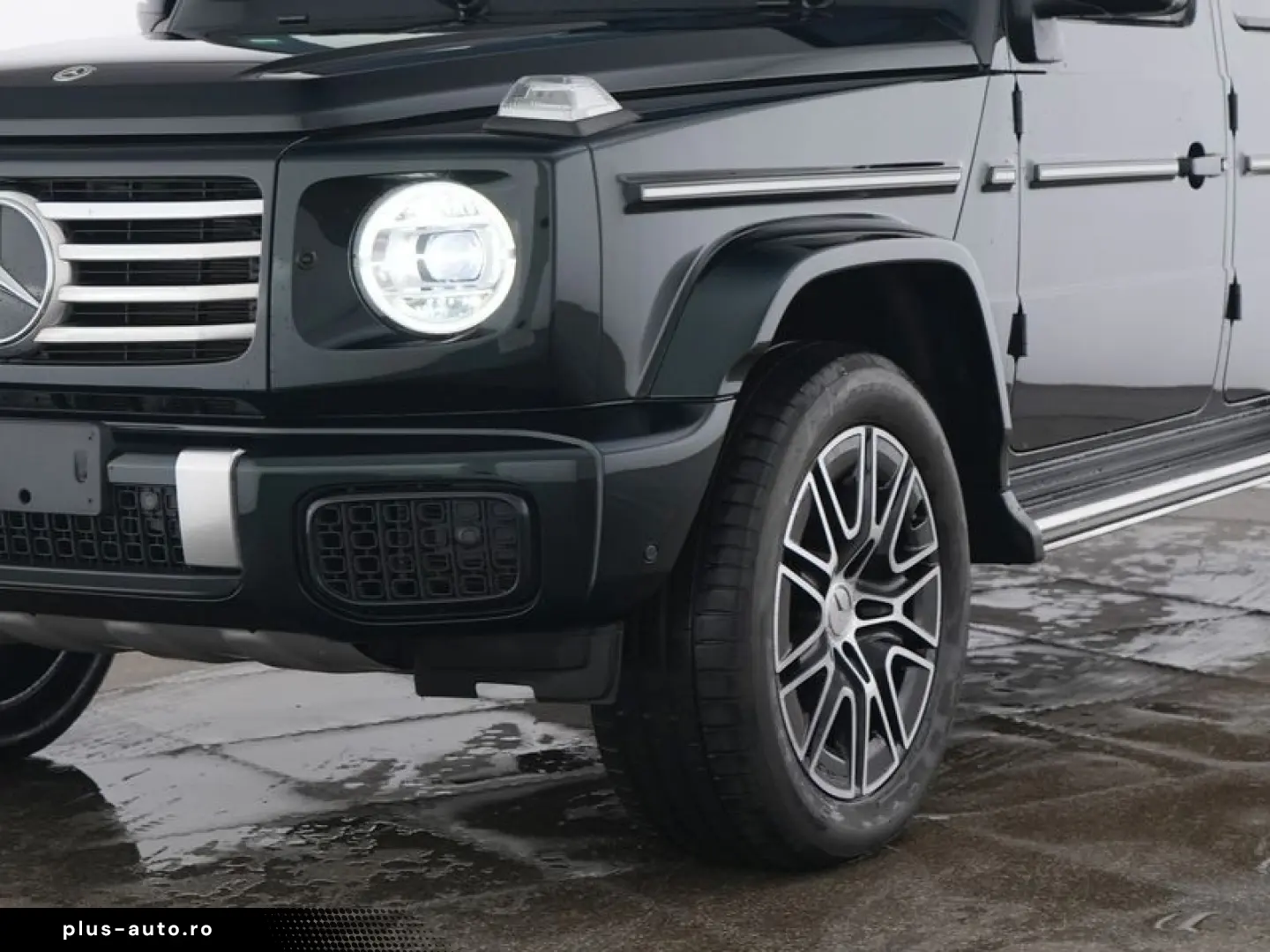 MERCEDES-BENZ G 450 d AMG Massage Standhz SHD AHK 20 Zoll