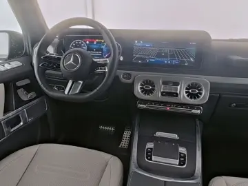 MERCEDES-BENZ G 450 d AMG Massage Standhz SHD AHK 20 Zoll