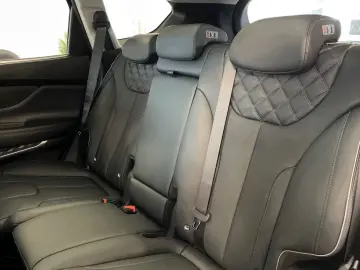 HYUNDAI SANTA FE Plug-in-Hybrid 4WD