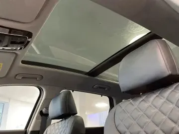 HYUNDAI SANTA FE Plug-in-Hybrid 4WD