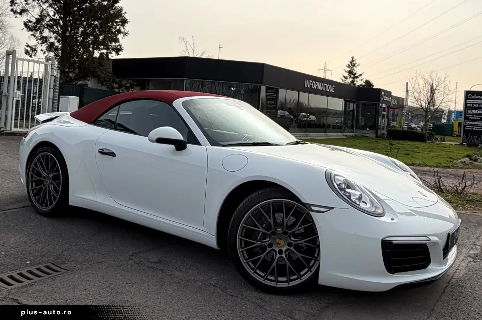 Porsche Cabrio PackSPORT EXHAUST BOSE CARPLAY PDLS  KEYL