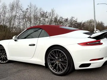 Porsche Cabrio PackSPORT EXHAUST BOSE CARPLAY PDLS  KEYL