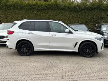BMW X5 xDrive40d M-Sport Massage Panor. ACC 22