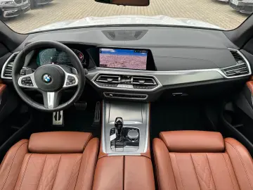 BMW X5 xDrive40d M-Sport Massage Panor. ACC 22