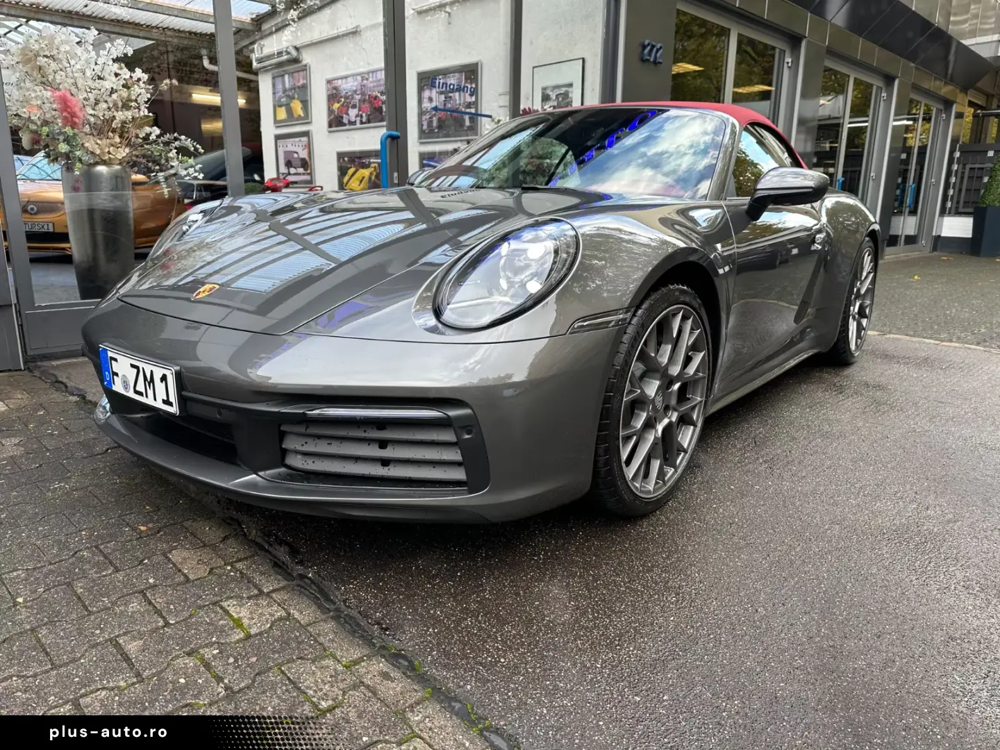 Porsche 911 Carrera Cabriolet