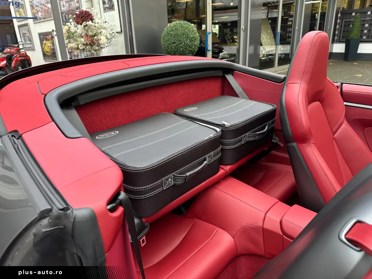 Porsche 911 Carrera Cabriolet