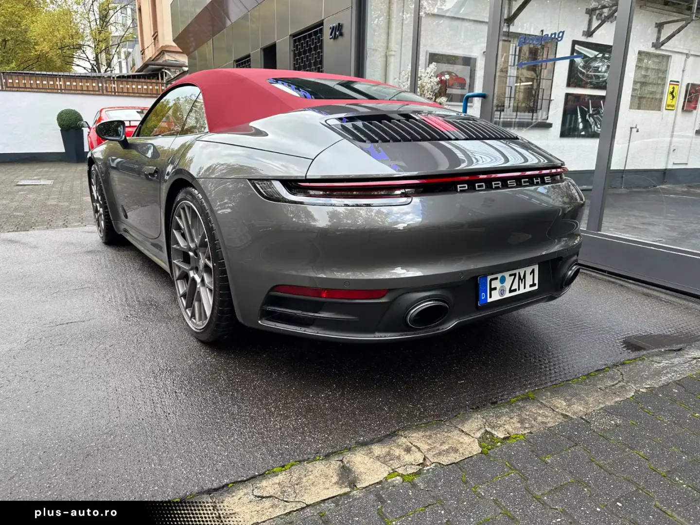 Porsche 911 Carrera Cabriolet