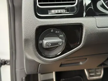 Volkswagen Golf 7.5 GTI Performance  2017