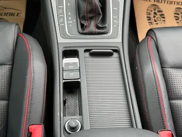 Volkswagen Golf 7.5 GTI Performance  2017