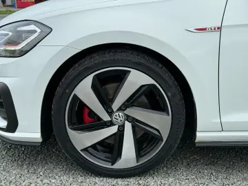 Volkswagen Golf 7.5 GTI Performance  2017