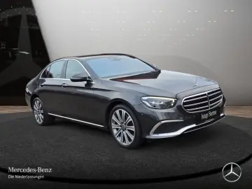 MERCEDES-BENZ E 300 e EXCLUSIVE LED Burmester RFK Totwinkel