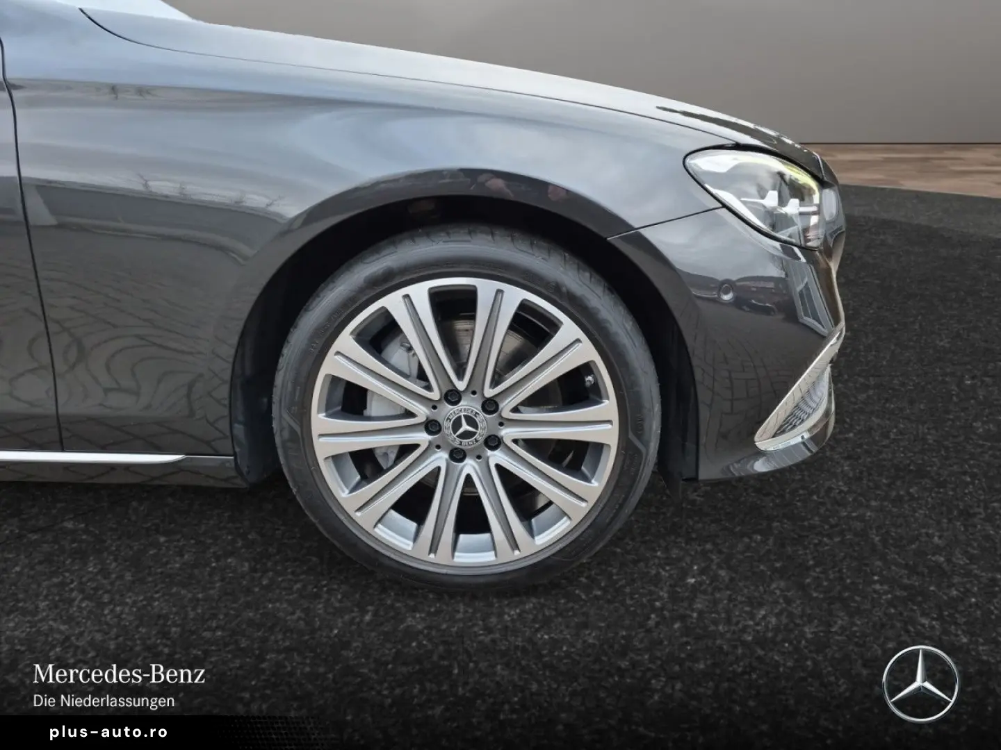 MERCEDES-BENZ E 300 e EXCLUSIVE LED Burmester RFK Totwinkel