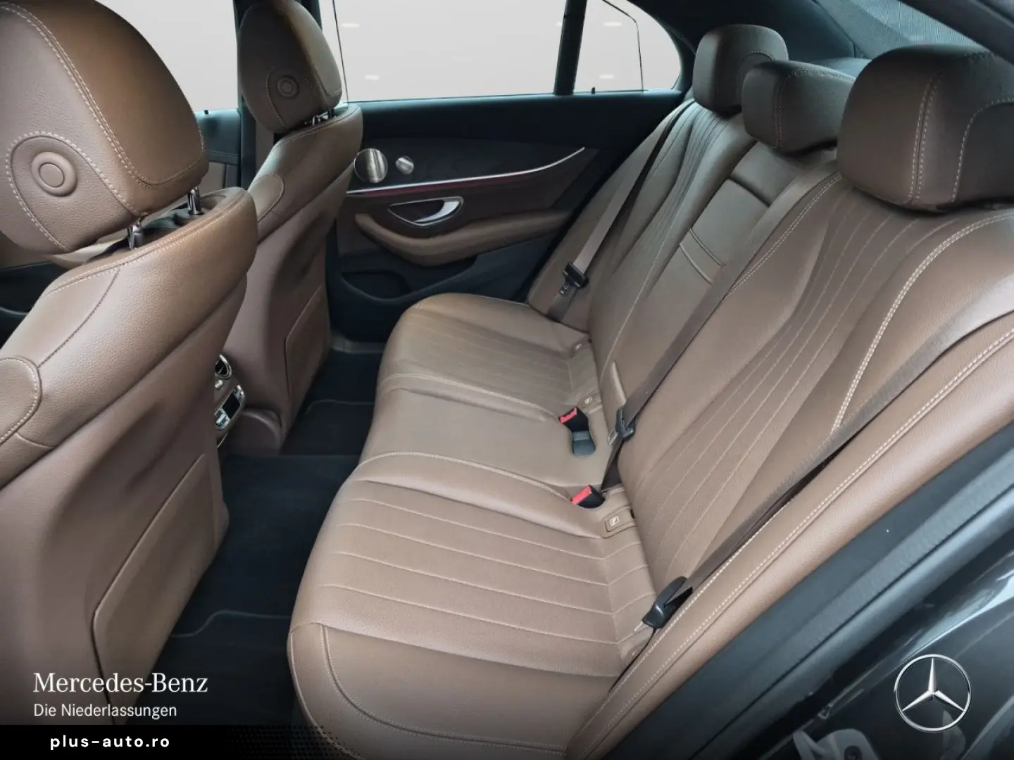 MERCEDES-BENZ E 300 e EXCLUSIVE LED Burmester RFK Totwinkel