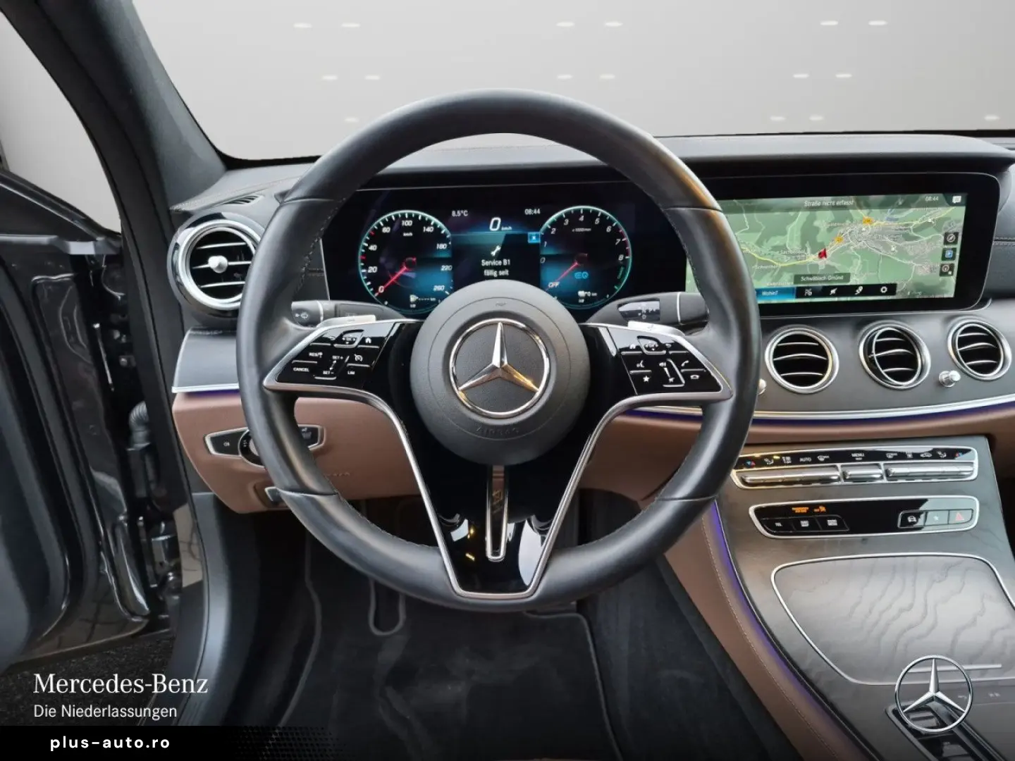 MERCEDES-BENZ E 300 e EXCLUSIVE LED Burmester RFK Totwinkel