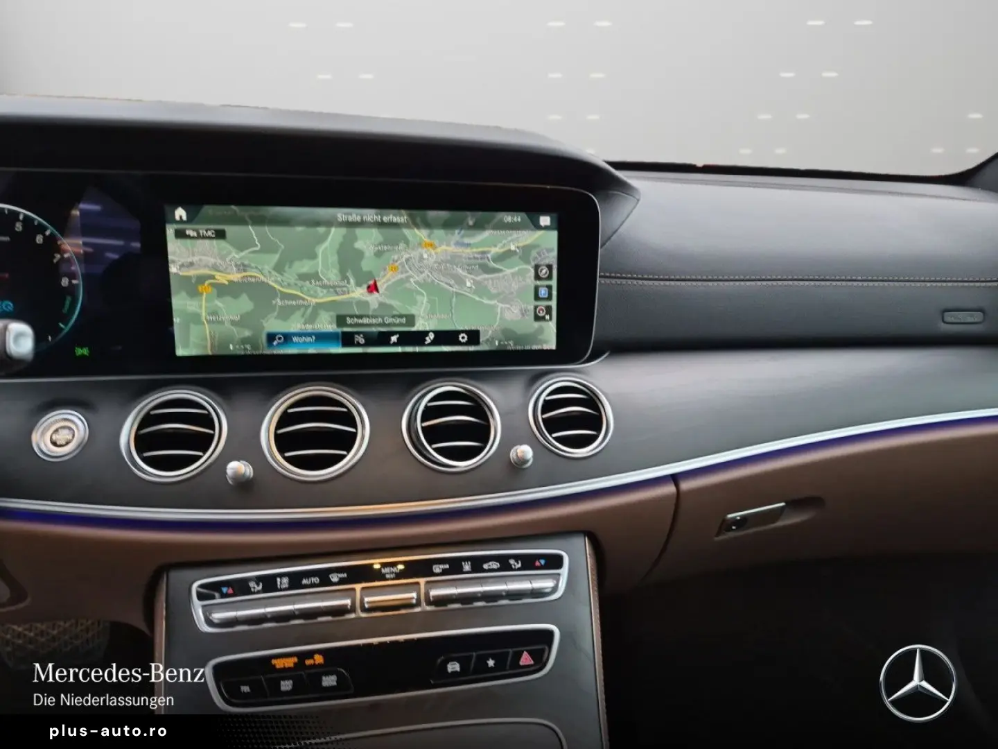 MERCEDES-BENZ E 300 e EXCLUSIVE LED Burmester RFK Totwinkel