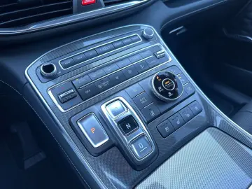 HYUNDAI SANTA FE 1.6 Plugin-Hybrid 4WD