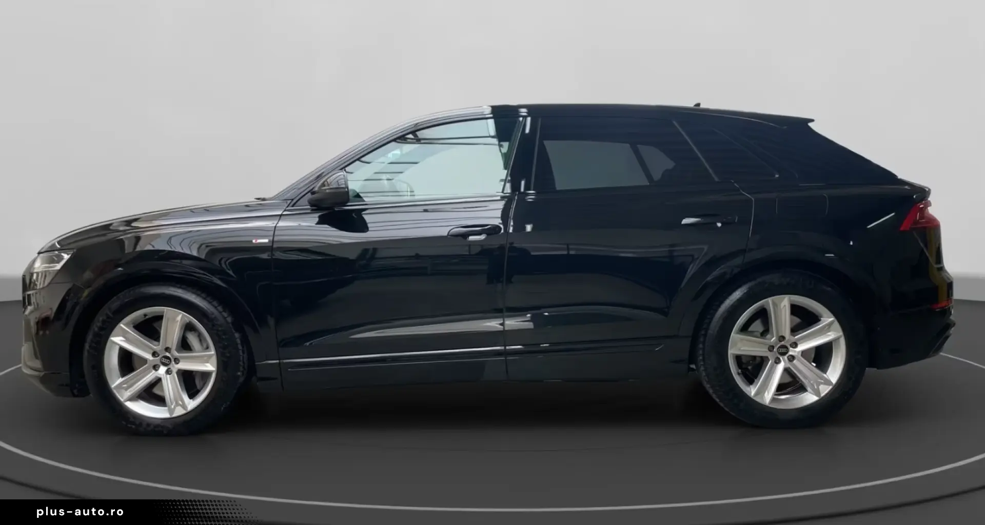 AUDI Q8 55TFSI e quattro S