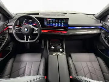 BMW 540d xDr MSp Bowers&W IconicGlow Carbon Ventilation 360