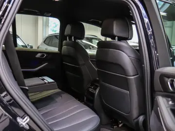 BMW X5 xDrive 30d Sport-Aut.   M SPORT KAMERA LASER