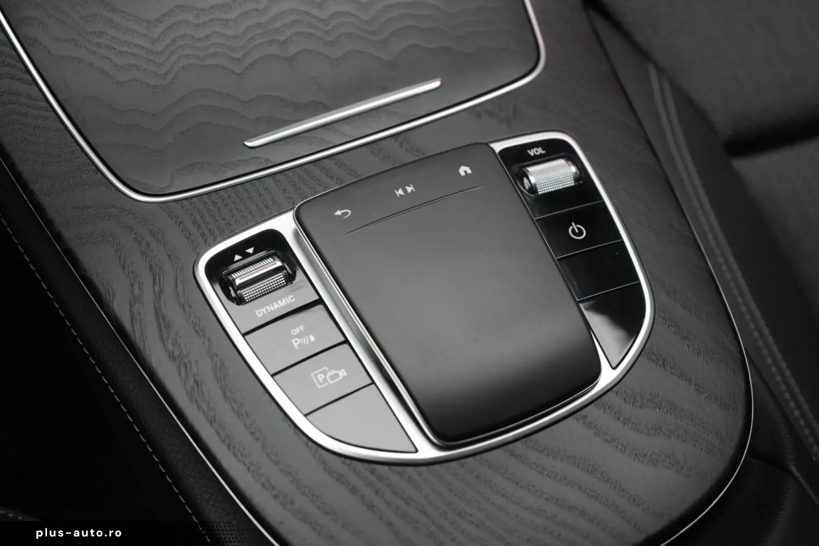 MERCEDES-BENZ E 300 e 9G-Tronic  AMG Navi Temp Kamera Side