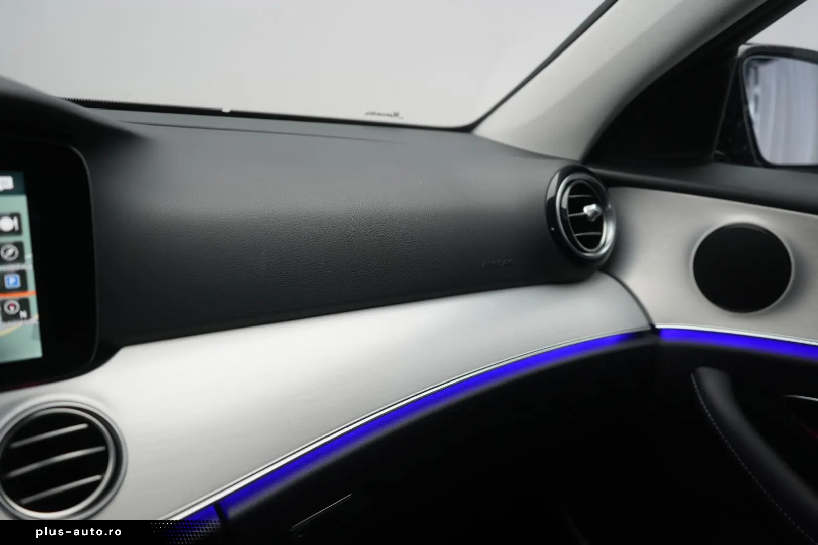 MERCEDES-BENZ E 300 e 9G-Tronic  AMG Navi Temp Kamera Side