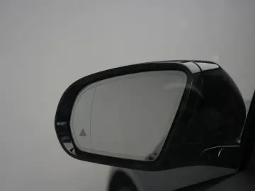 MERCEDES-BENZ E 300 e 9G-Tronic  AMG Navi Temp Kamera Side