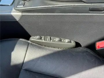 Mercedes-Benz E 220  2011