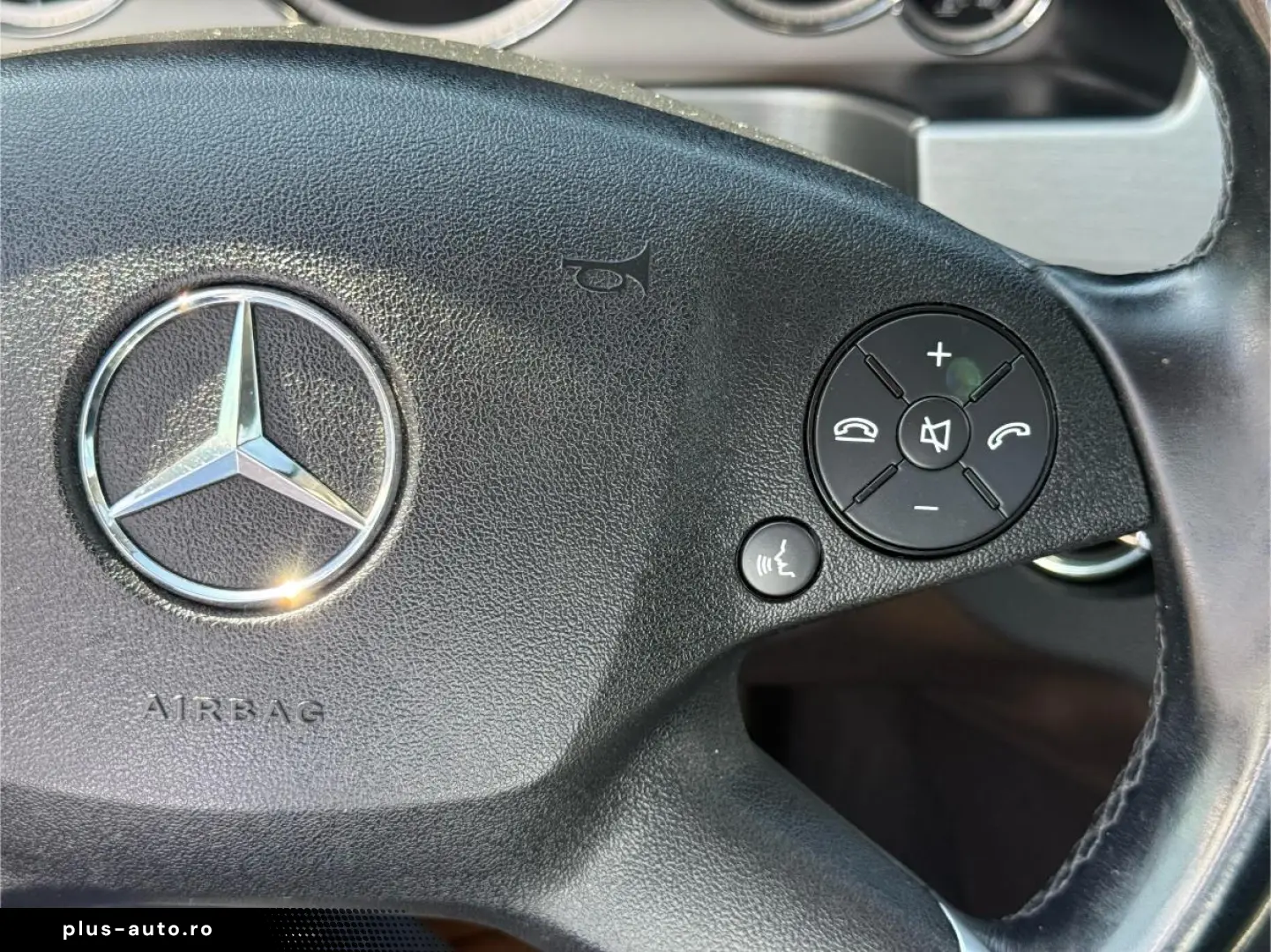 Mercedes-Benz E 220  2011