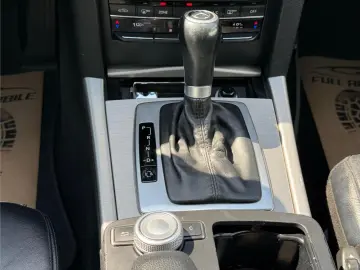 Mercedes-Benz E 220  2011