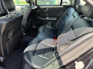 Mercedes-Benz E 220  2011