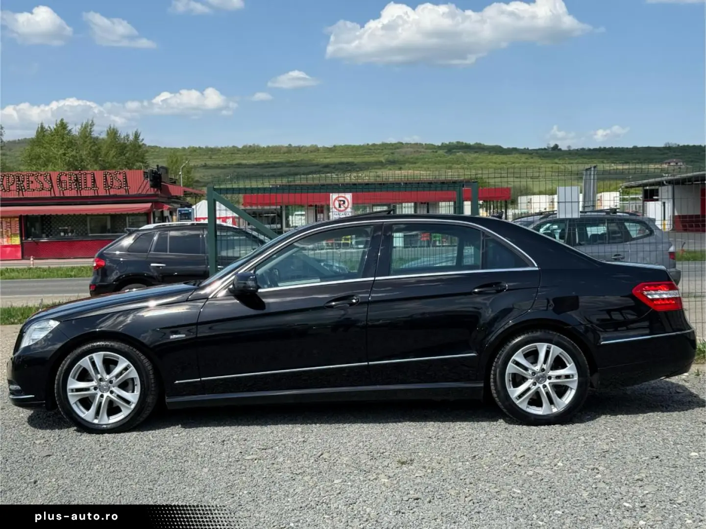 Mercedes-Benz E 220  2011