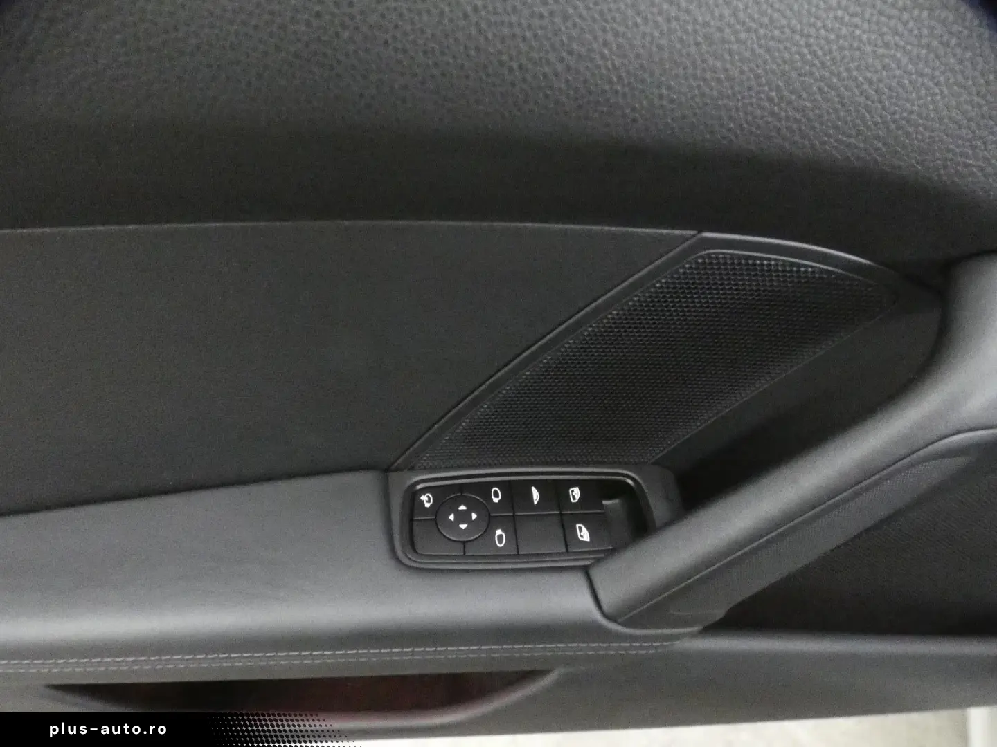 Porsche 911 Carrera Cabrio LIFT CHRONO DESIGN LED BOSE